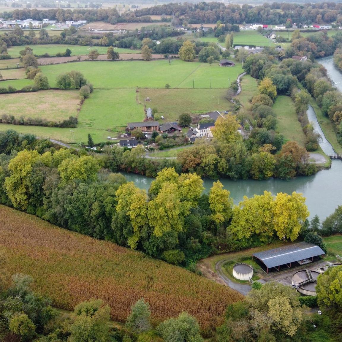 Gite Les Petits Chemins Ledeuix Exterior foto